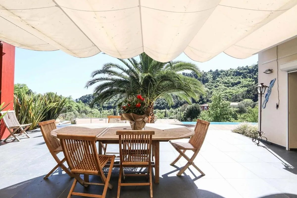 California House Near Nice Contes  0*, Contes (Alpes-Maritimes)